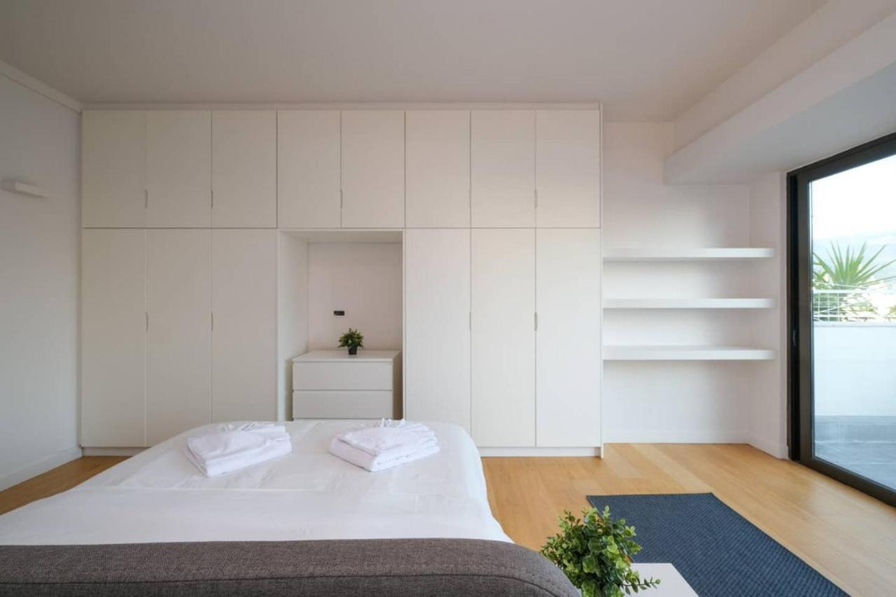 Urban Luxury Homm Apt. In Deinokratous Str. Apartment Athens Exterior photo